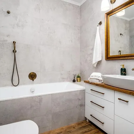 Nowe Odolany - Wola Business Center, Sun & Snow *