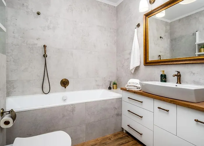 Nowe Odolany - Wola Business Center, Sun & Snow *